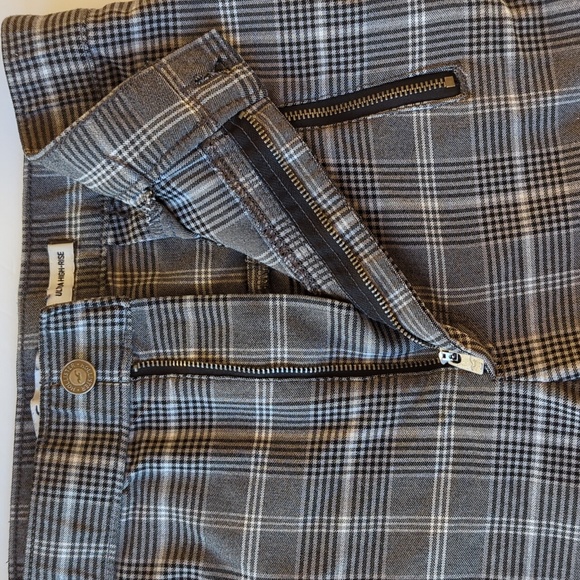 Hollister Plaid Ultra High Rise Viscose Blend Pants LARGE Black Gray White - Picture 5 of 16
